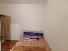 煙臺萊山迎春大街商貿城可以短租 押一付一 實墻隔斷 干凈衛生 一個月起租50包水電出租房源真實圖片