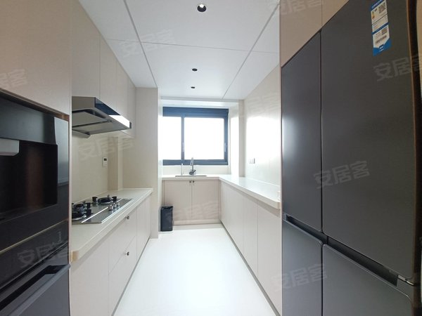 金华东阳横店横店南江府南江府高楼层边套3室，奶油风装修，包物业宽带费，看房有密码出租房源真实图片