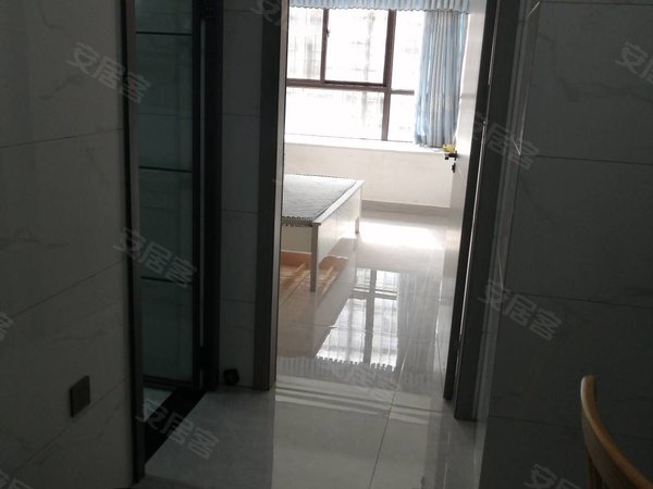 吉安青原井岗山大学井大阳光城三期井大阳光城精装2室2厅1卫出租，有隔开厨房，有空调，家具，出租房源真实图片