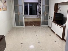 丹东元宝新柳步行街新玛特附近 3楼 1室 家电齐全 包取暖 季度付出租房源真实图片