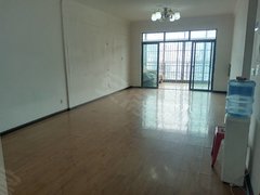 贵阳云岩延安中路紫林庵地铁口旁电梯四房随时可以看房 可当工作室也可居家出租房源真实图片