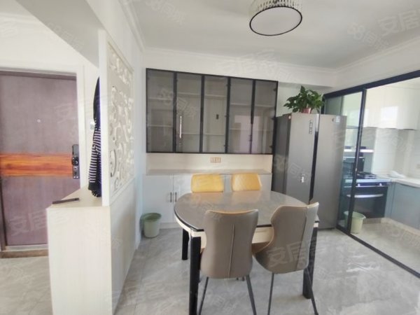 莱州和平鑫城和平鑫城 精装电梯房第一次出租 三居室全新配套 价位可