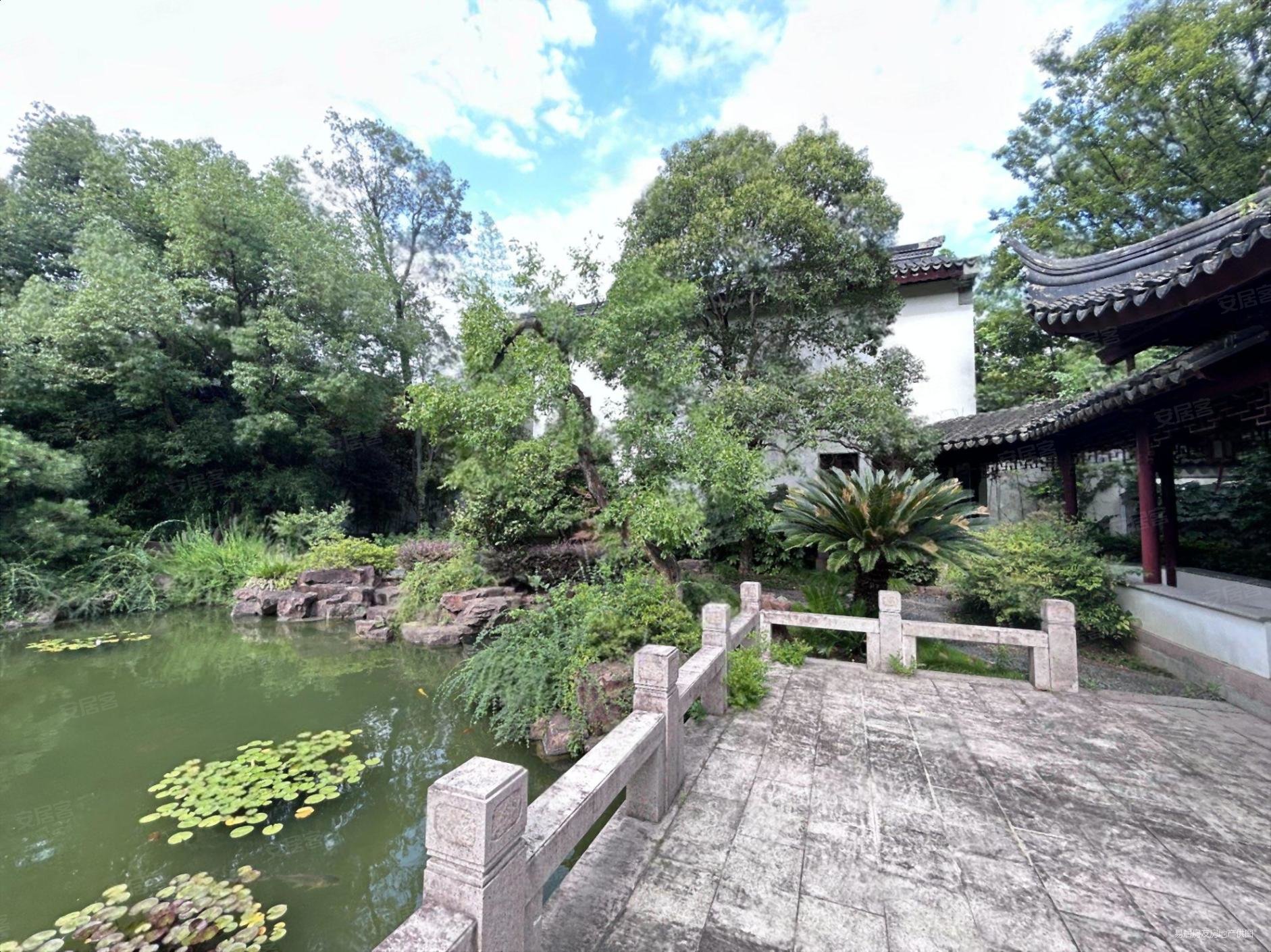 上林苑5室2厅4卫918㎡南北22000万