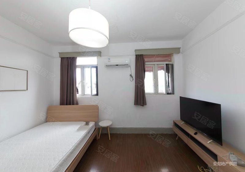 重庆公寓1室1厅1卫32.02㎡东南345万