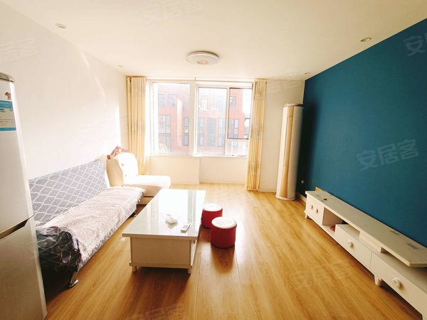 青岛即墨西元庄济青花苑济青花园,精装套二,家电齐全,拎包入住.