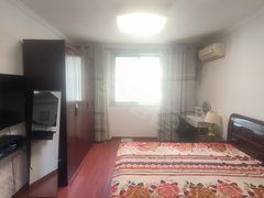 上海杨浦杨浦公园8号线延吉中路地铁站附近 精装大一房 可办居住证采光好可养宠出租房源真实图片