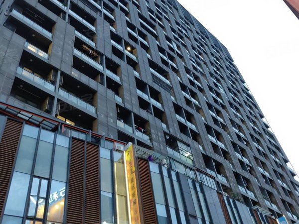 广州海珠江燕路万科派海珠区万科里公寓 精装复式两房可住可办公仅租