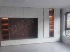 固原原州新时代购物中心中房玺悦台二楼，三室两厅两卫，一月1500，年付出租房源真实图片