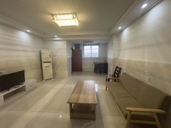 常熟辛庄辛庄中心精装2房2厅2卫，有电梯的，干净整洁，随时可以入住出租房源真实图片