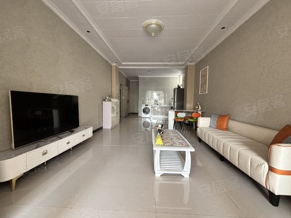 凉山会理会理城区古城路275号院名宿配置，装修风格温馨舒适，采光好，日照充足出租房源真实图片