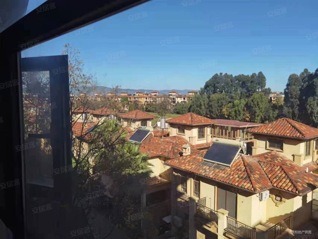 滇池卫城滟澜湾3室2厅1卫128.83㎡南北198万