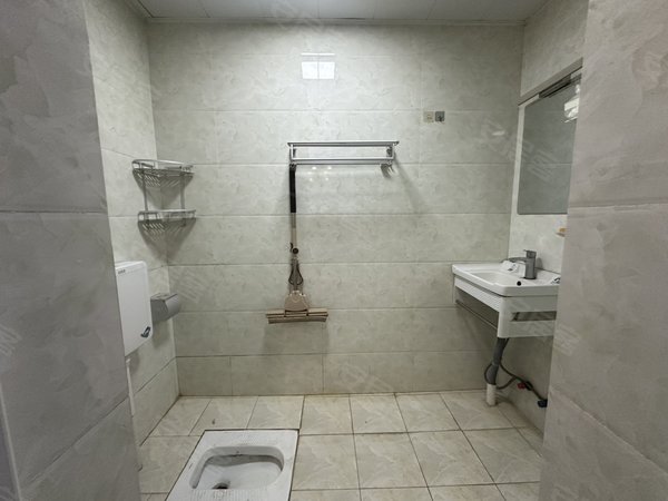 凉山西昌东部新城鑫海国际唐园 万达附近家具家电齐全拎包入住 随时看房 采光通风好出租房源真实图片