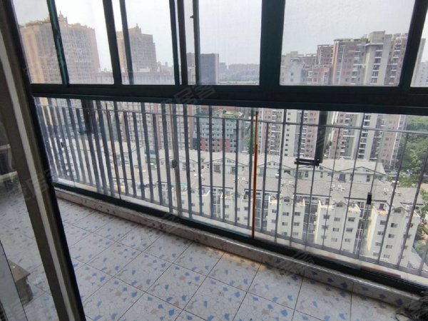 武汉洪山珞狮南路丽岛柳园(北区)丽岛柳园(北区) 3室,家电齐全,清爽