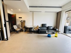 深圳罗湖人民南罗湖精装三房已核验近香港口岸带阳台高层下楼就是金光华佳宁娜出租房源真实图片