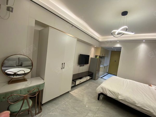 江门开平市三江开平东汇城(二期)东汇城单身公寓,装修豪华,有网络