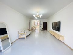 延边延吉铁南区民俗园旁鹤延居 两室一楼精装修出租房源真实图片