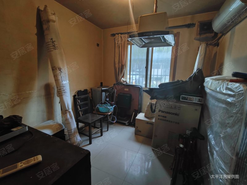 宏立瑞园3室2厅2卫116.54㎡南北400万