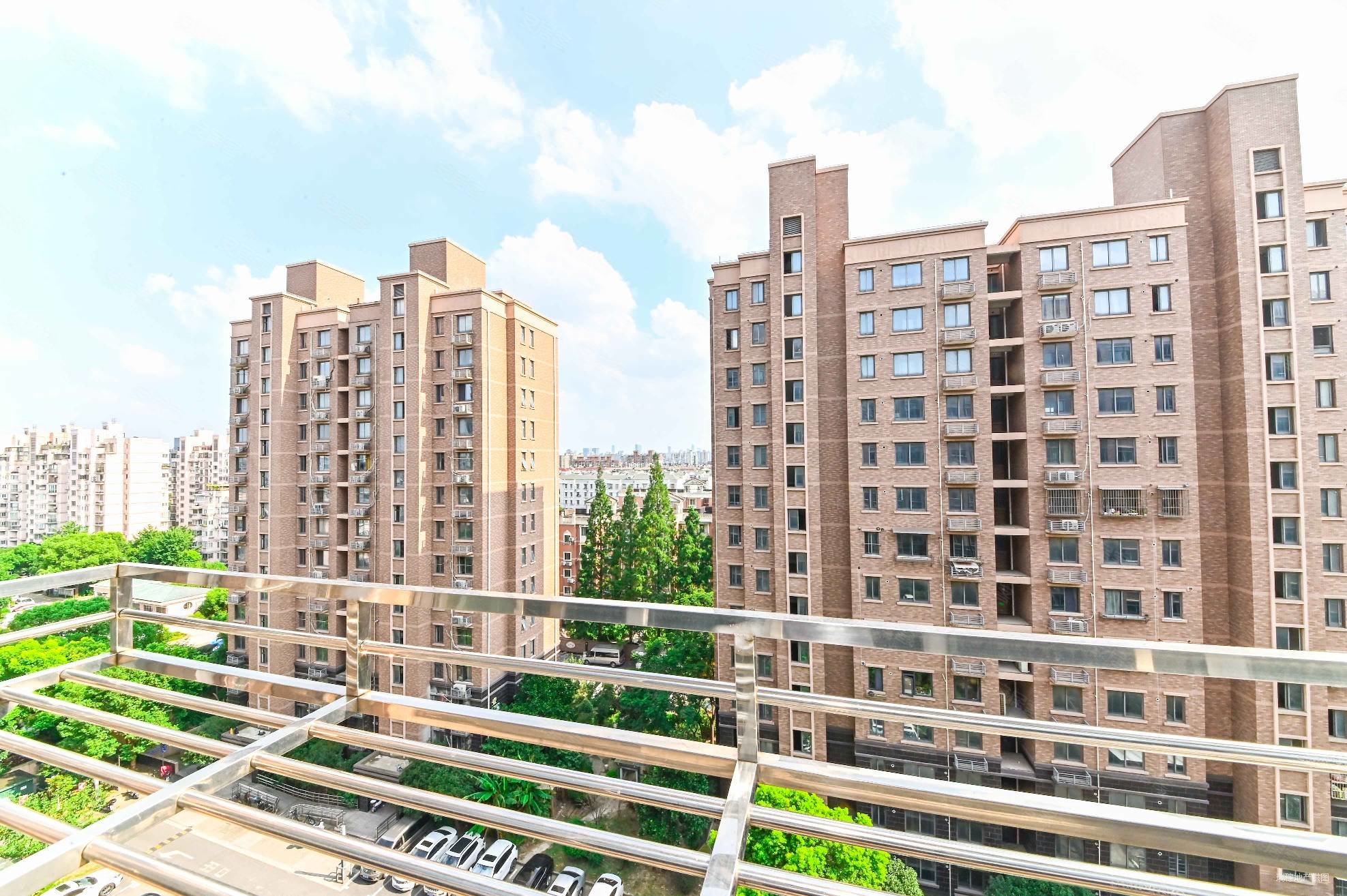 永和馨园1室2厅1卫61.21㎡南北405万