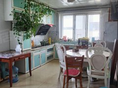 葫芦岛龙港CBD近二小申海花园三室二卫年租1.3万不含取暖出租房源真实图片
