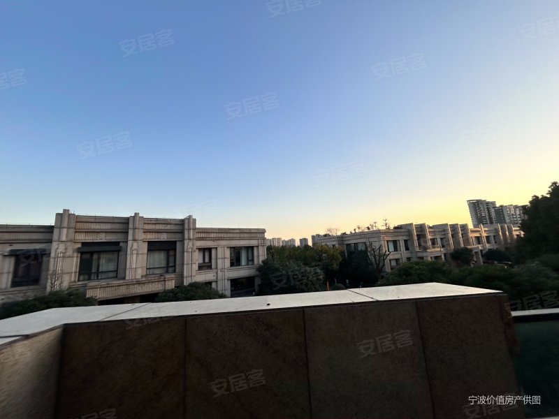 宁波房产网>宁波二手房>江北二手房>庄桥二手房>雅戈尔长岛花园(别墅)