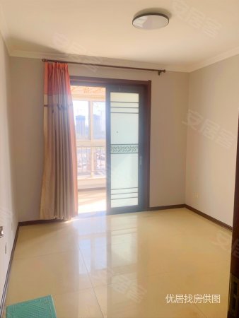 出售沣东吾悦广场对面和平丽苑小区高层中间楼层精装修地铁口