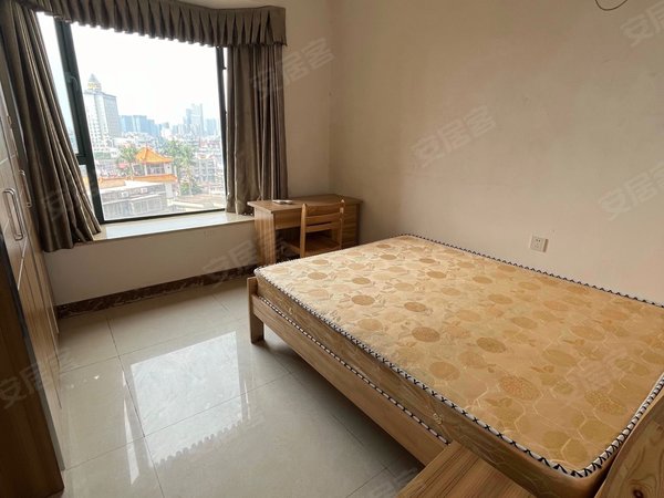 珠海香洲拱北御花园拱北口岸,御花园电梯高层,两房多套方便看房,干净