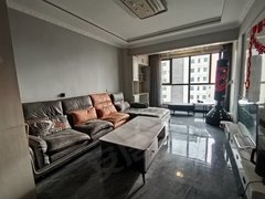 格尔木城区格尔木市盐湖广场书山郡三室两厅    拎包入住   停车方便出租房源真实图片