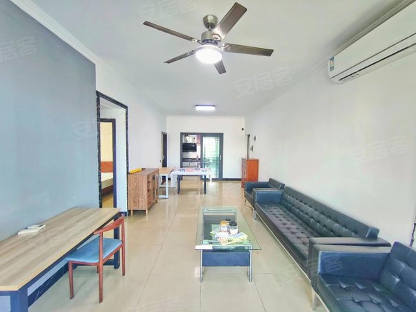 【多图】中兴花园,东圃租房,真皮游艇色 豪华大沙发 简洁舒适大3房