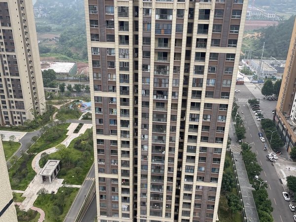 重庆潼南潼南城区潼南观澜华府价格稍贵点但是确实装修很好值得拥有