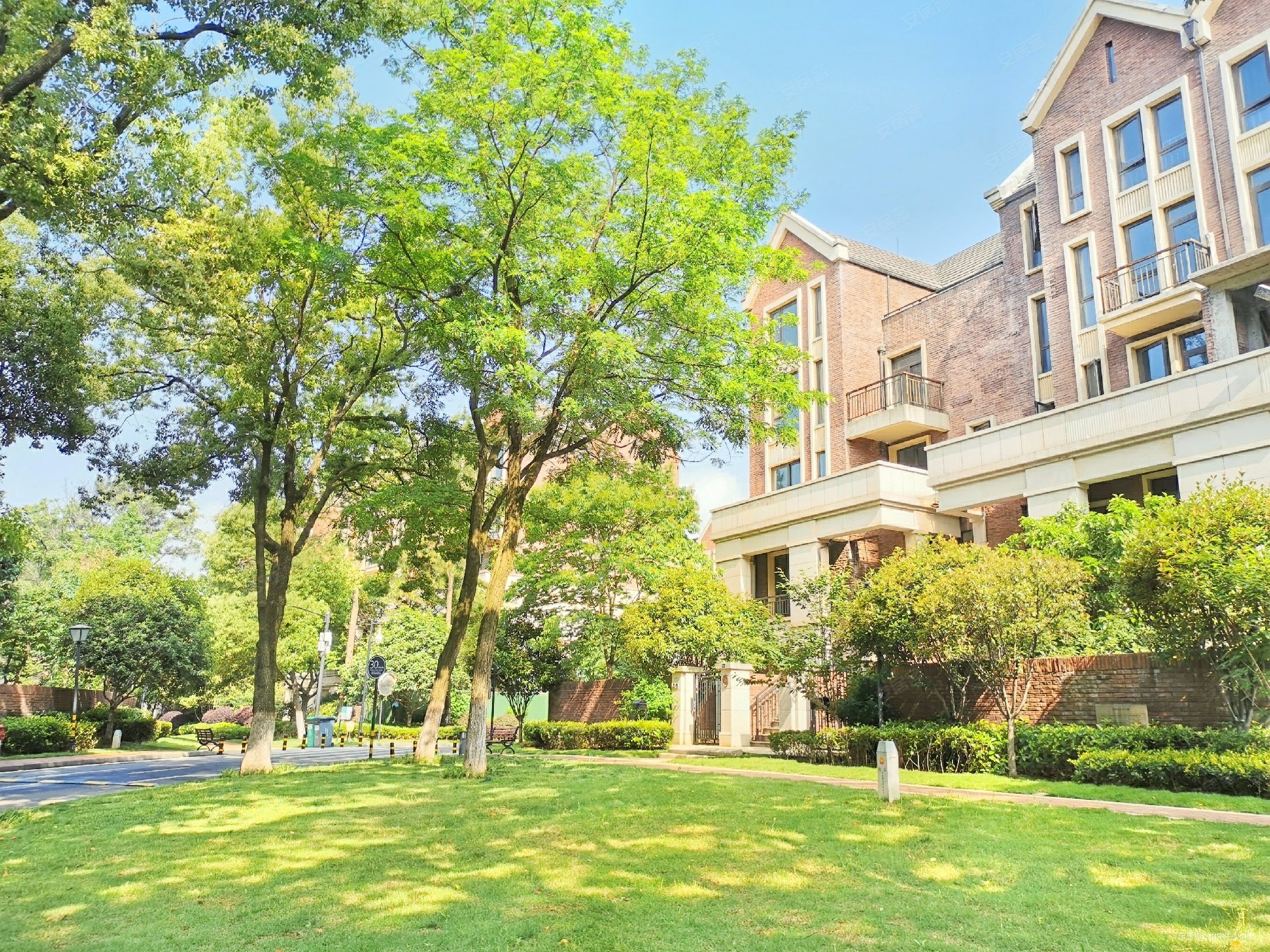 驿山高尔夫别墅