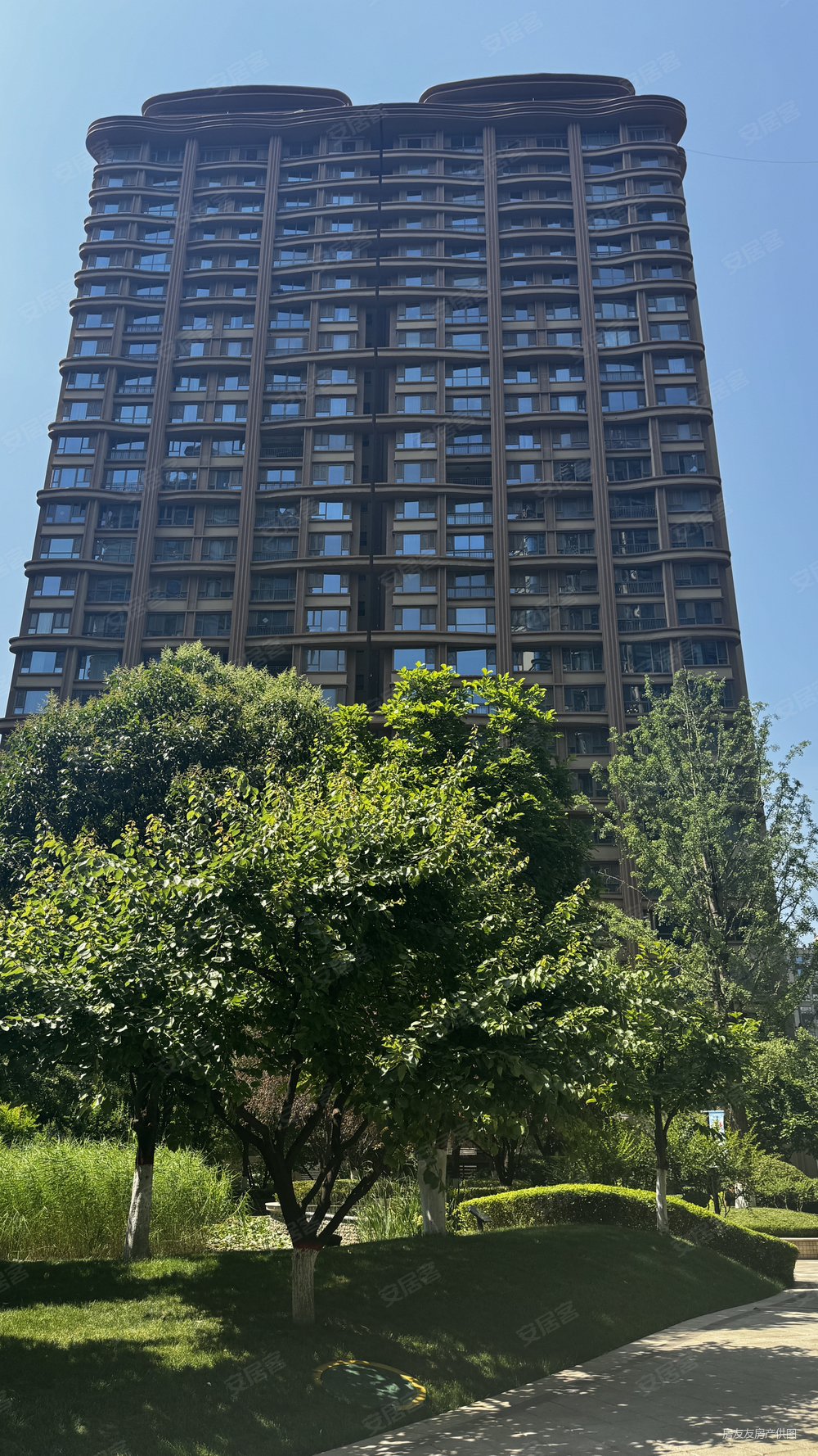 西安房产网>西安二手房>曲江新区二手房>南湖二手房>雅居乐御宾府>