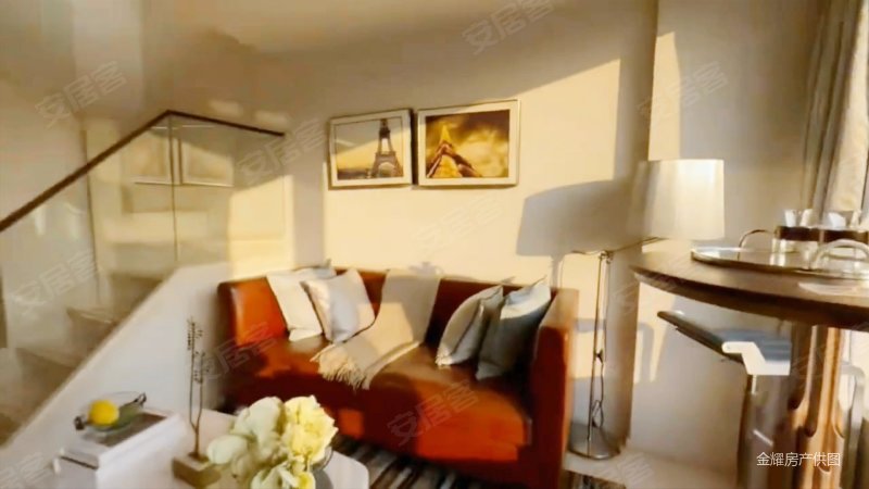 复式(民用三通,精装带家具)全款送车位~可按揭,嘉年华青年城smart公寓