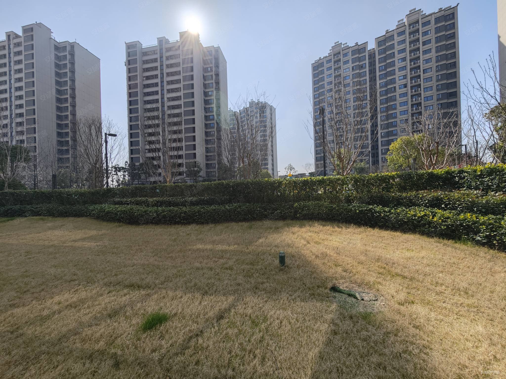 湖湾天地一楼带地下室楼上141平楼下158平可做两层