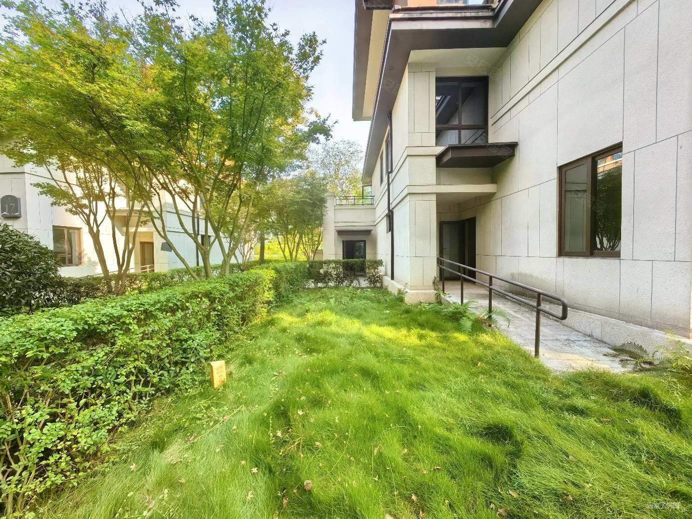 中建御湖壹号御墅(别墅)二手房,688万,5室2厅,4卫,630平米-重庆安居客