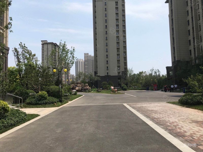 永清荣盛兰亭苑!洋房现房!精装修!拎包入住!单价6500!