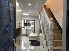 武汉蔡甸恒大绿洲中国健康谷健康新天地 2室2厅2卫  电梯房 精装修43平米出租房源真实图片