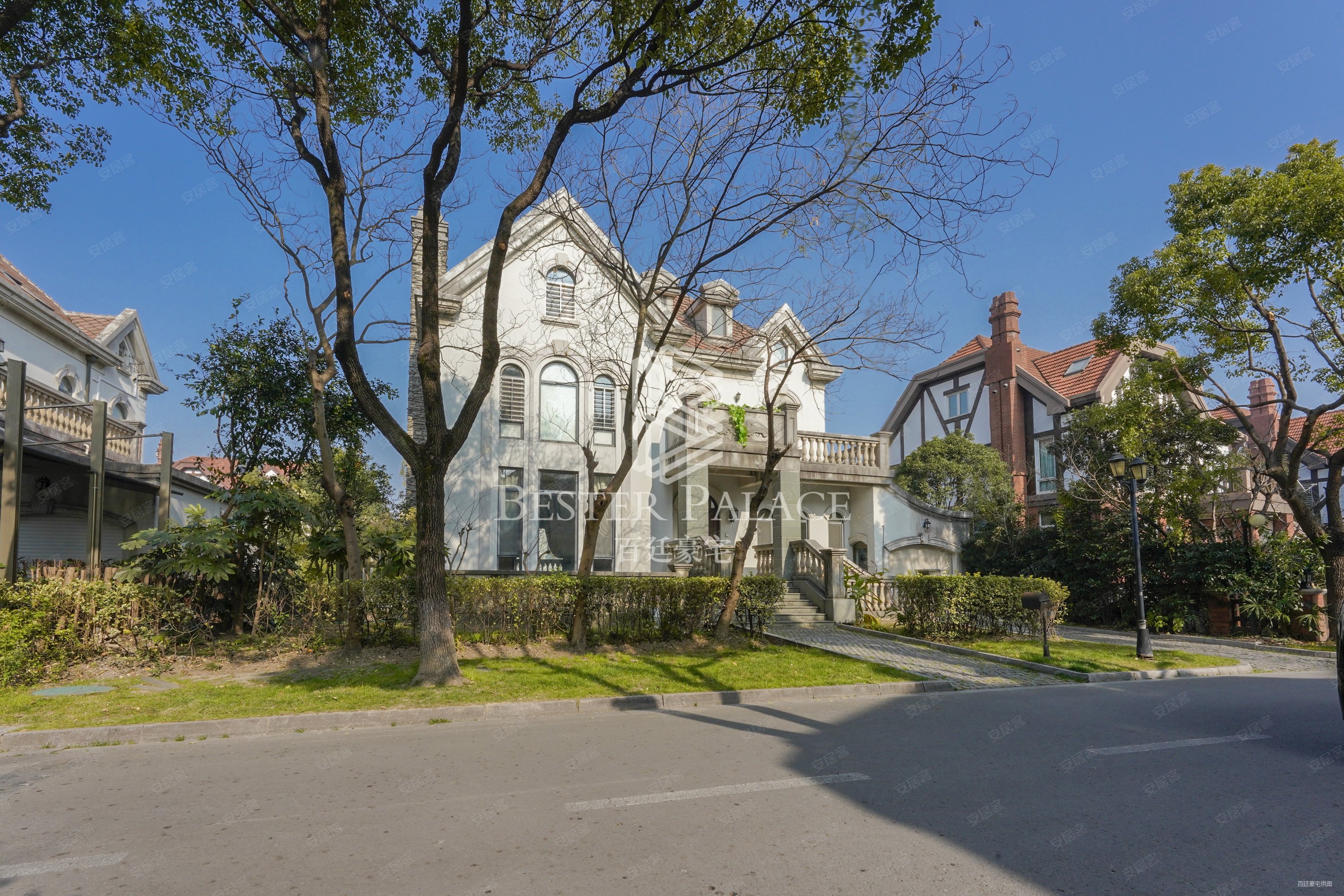 云间绿大地别墅