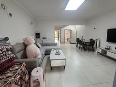 郴州北湖五岭广场冲口路 全新装修2房2厅 家电齐全 带院子 好停车出租房源真实图片