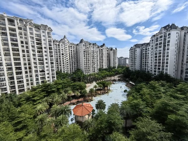 广州番禺番禺广场金海岸花园(二期)金海岸聚湖  3房2卫  南向看园林