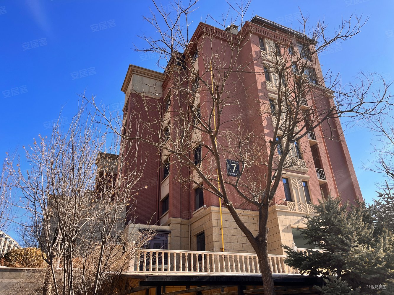 新上别墅长风东绿地半山国际200平一二层带90平小院儿本满二