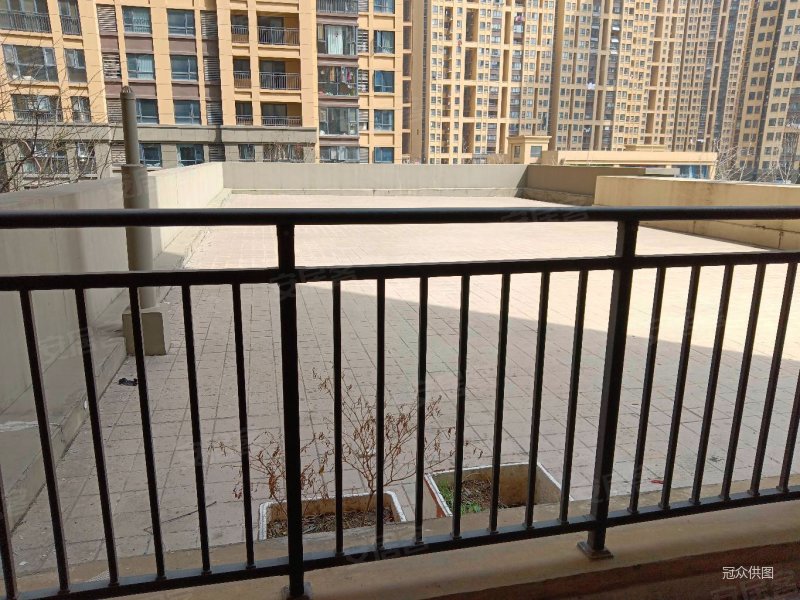 新二环内双阳台带露台性价比高随时可看业主诚心出售