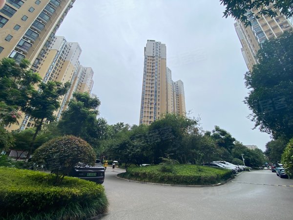 宜都锦绣嘉苑锦绣嘉苑,豪华装修3房,出租,通透户型,月租2500出租房源