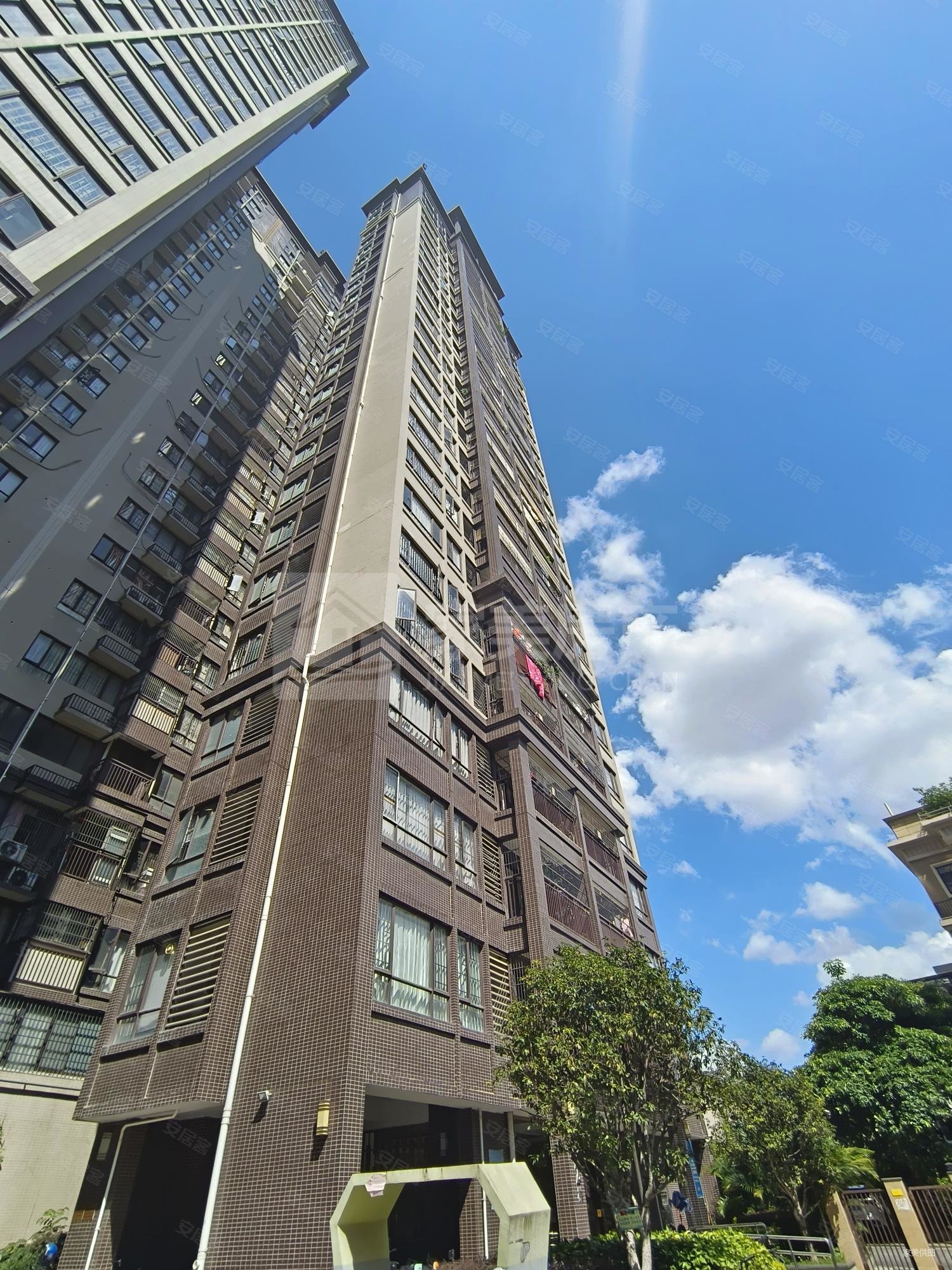 佛山房产网>佛山二手房>高明二手房>荷城二手房>江滨香格里>