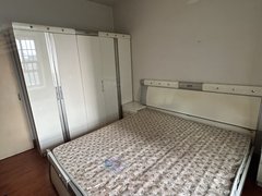 德阳广汉市雒城近宏华 中山大道 步梯四楼 套二出租房源真实图片