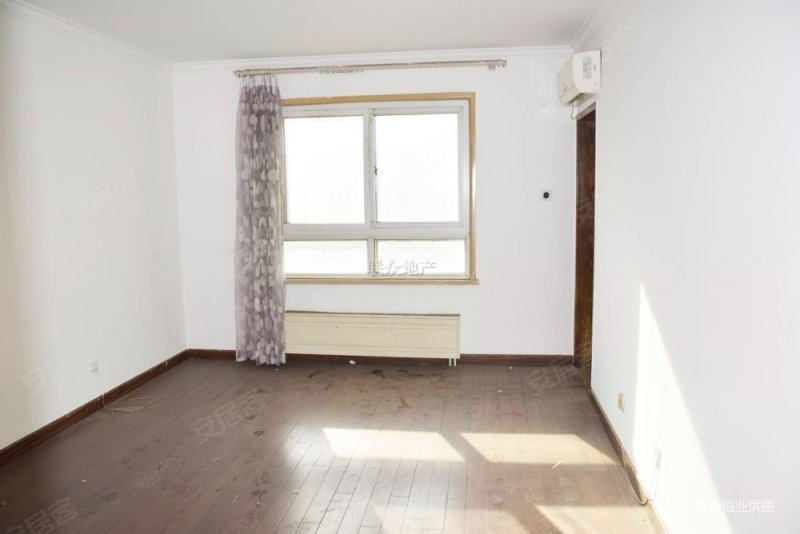 六里桥八一厂莲馨嘉园143平双卧朝南客厅朝南三居双卫