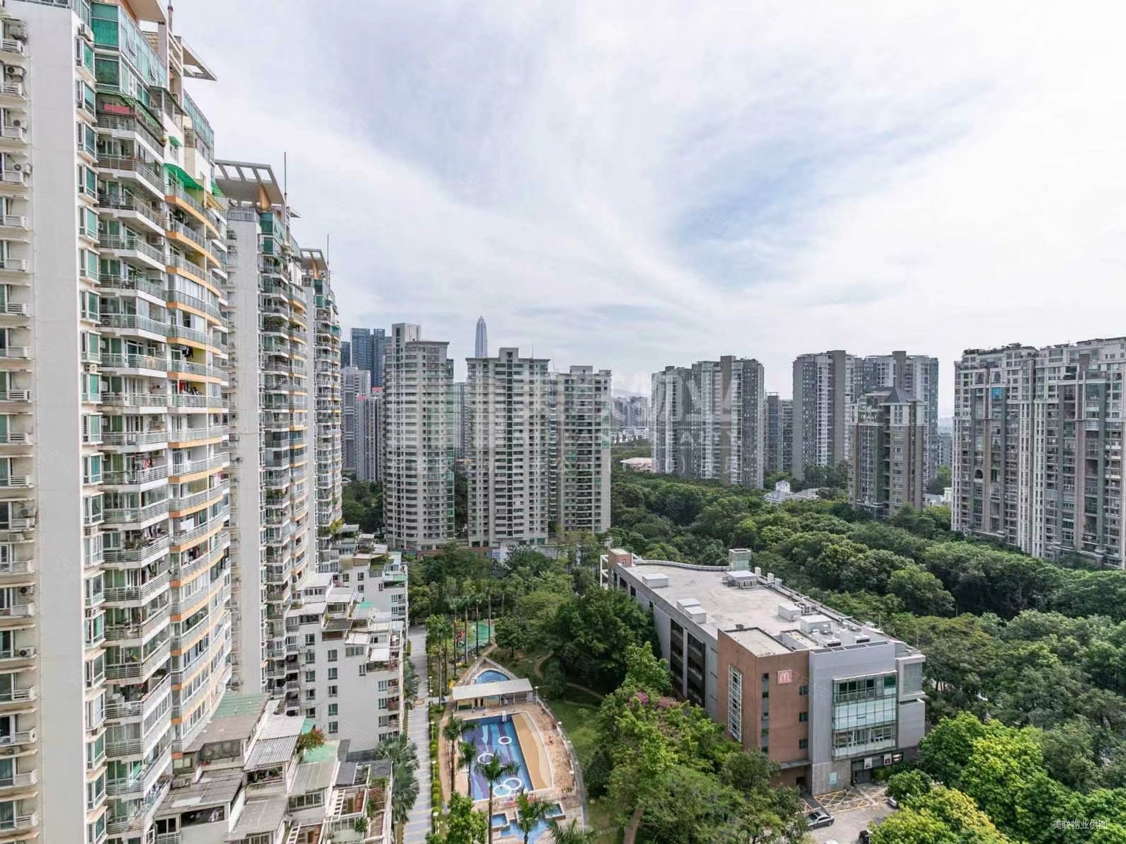 香蜜湖商圈天然居南向高楼层3房2卫福田外国语护航