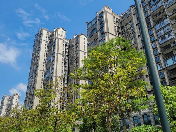 南宁良庆五象大道江山御景五象航洋城旁 南宁大桥边 江山御景独卫单间