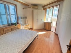 北京朝阳朝阳公园甩,团结湖地铁瑞辰国际佳隆大厦凤凰卫视朝阳公园西里带阳台主卧出租房源真实图片
