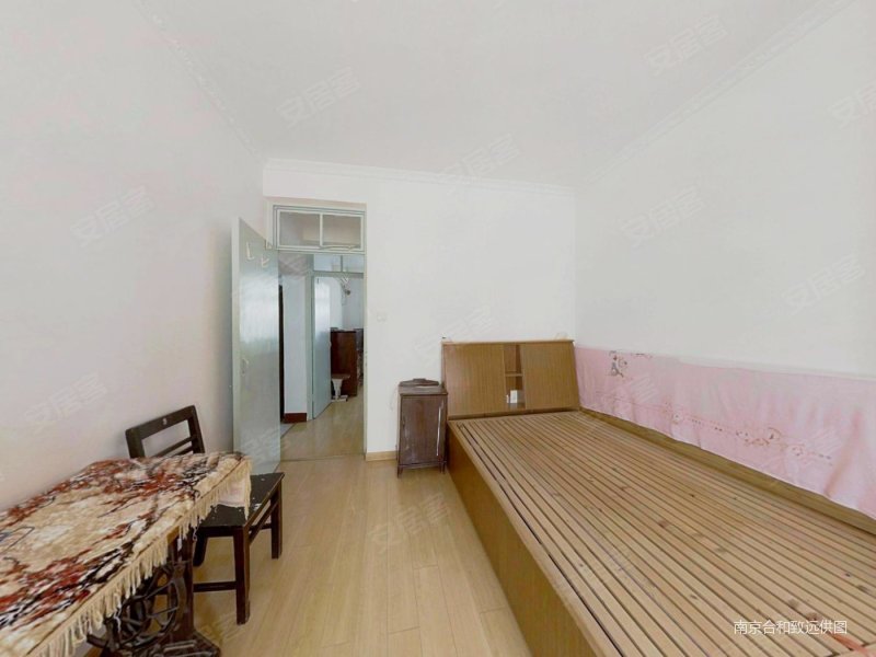 樱铁村小区密度低医疗配套成熟中间楼层满五正南朝向