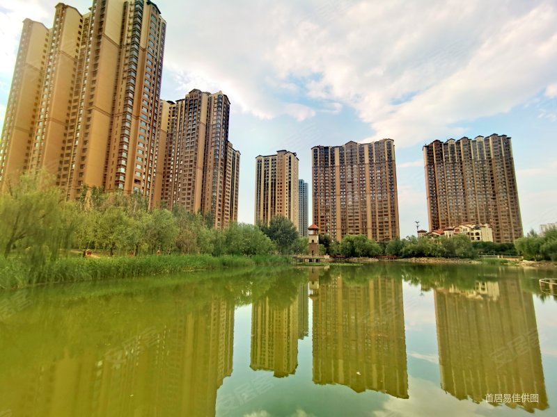 兰亭御湖城  精装两居  好楼层  价格低  满五